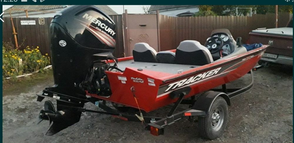 Лодка Tracker 175 ft