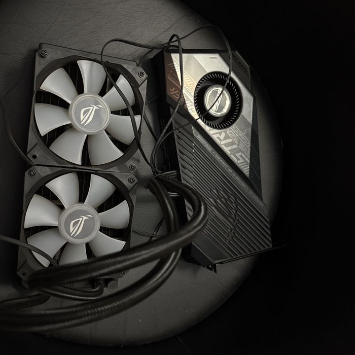 RX 6800 XT Strix OC WITH Liquid Cooling