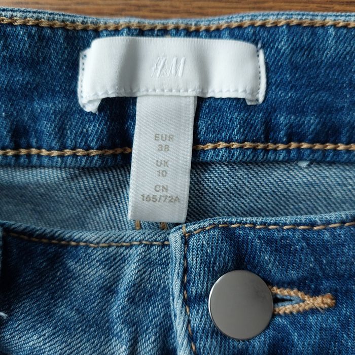 H&M Damskie Jeansowe krótkie spodenki Przetarcia Rozm. 38