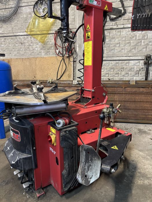 Zestaw wulkanizacij :montażownica i wyważarka