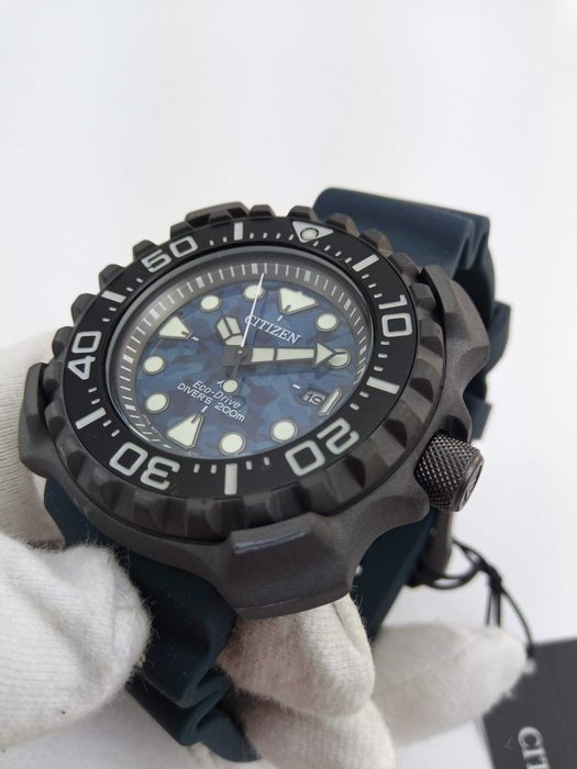 Титановые японские дайверские(200м) часы Citizen Eco-Drive BN0227-09L