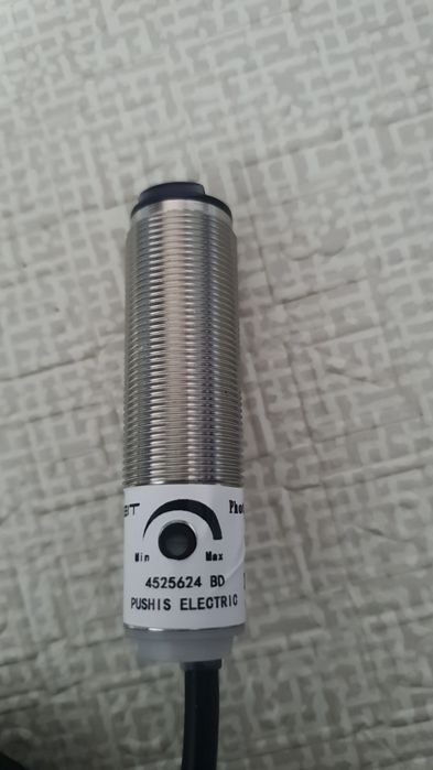 Laser Photocell E3f-r20c2 10-30v Waterproof M18 20mts Npn