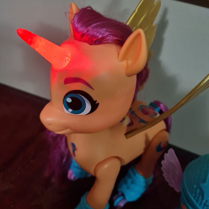 My Little Pony - Sunny canta