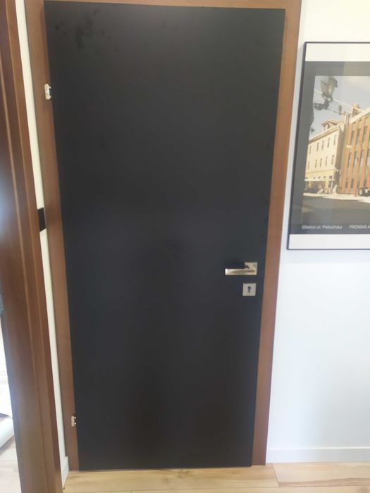 Oklejanie DRZWI, szaf i garderób - zmiana koloru