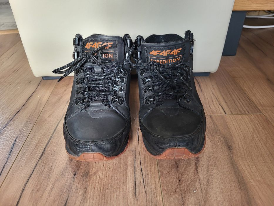 Trapery 4F Expedition r.36 skóra