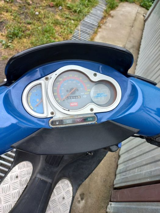 Skuter Aprilla Sr 50