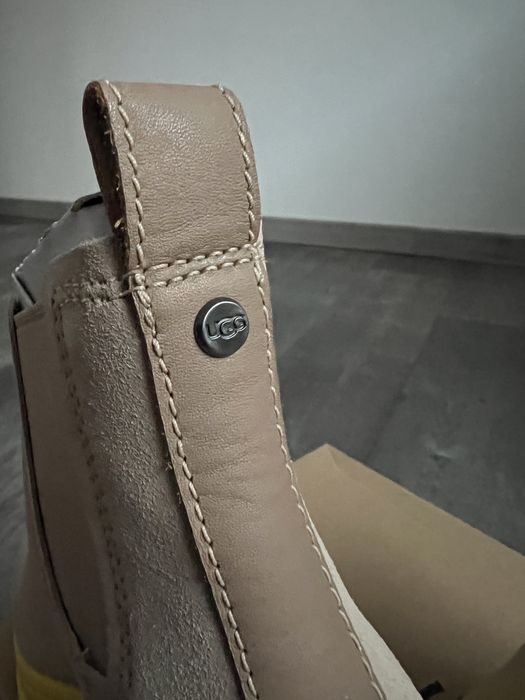 Ботинки жіночі 40 розмір UGG