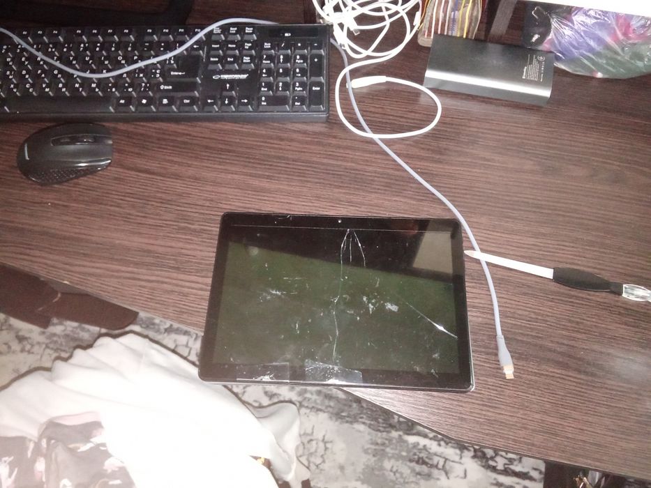 Продам два Планшета