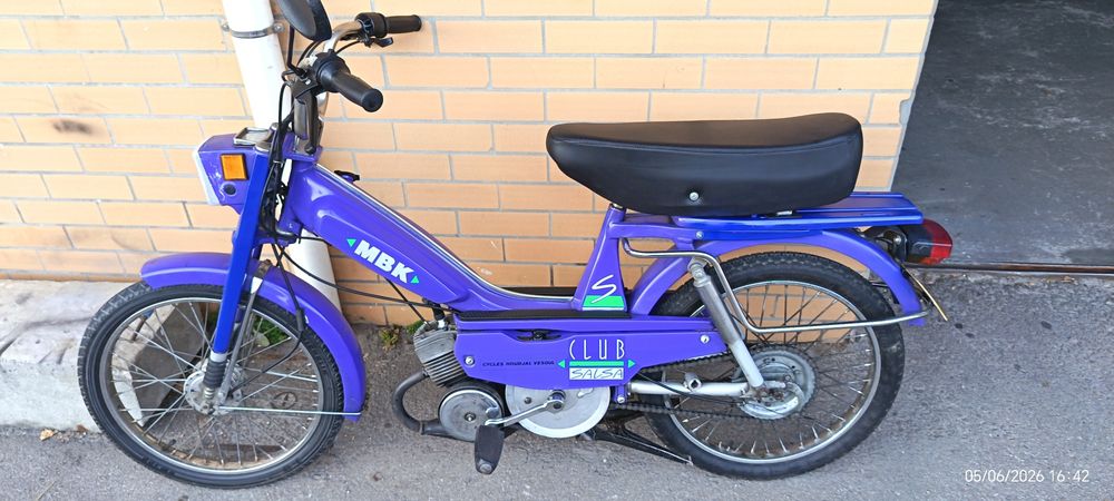 Motobecane MBK mobilete com documento único
