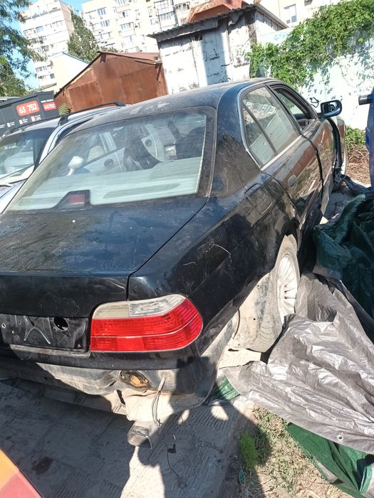 Бмв е38 740 4.4 на оформленні