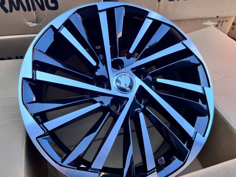 Диски нові R17 5x112 Audi A4 A6 A5 A7 Skoda SuperB Passat Jetta B8 B9