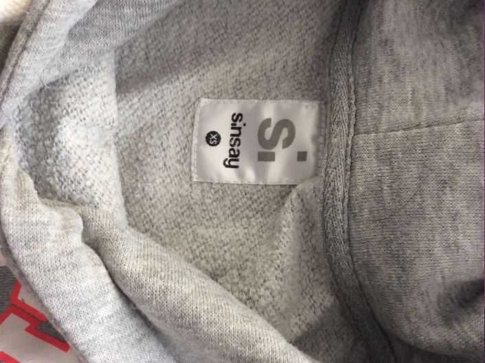 Szara bluza z kapturem i napisem r. XS