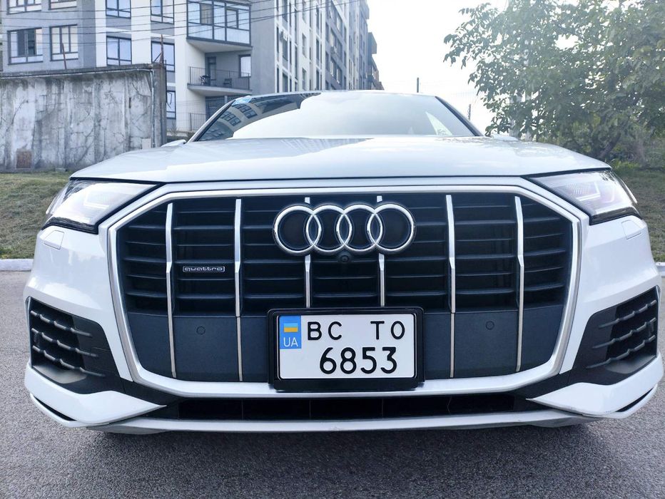 Продам власне авто Audi Q7
