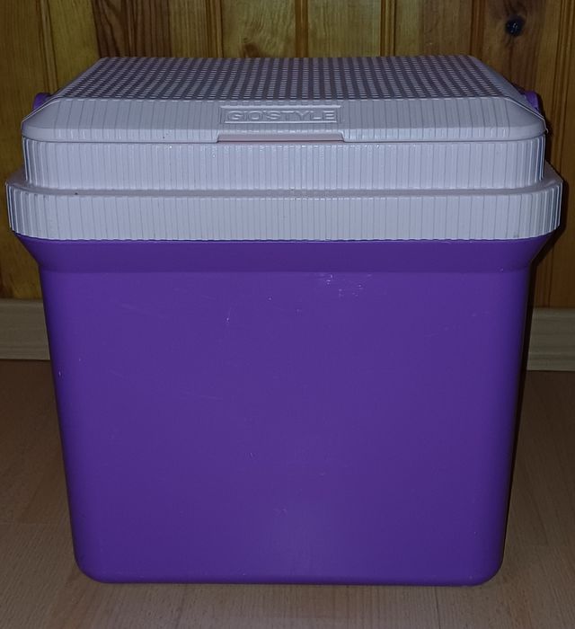 Geleira térmica rígida