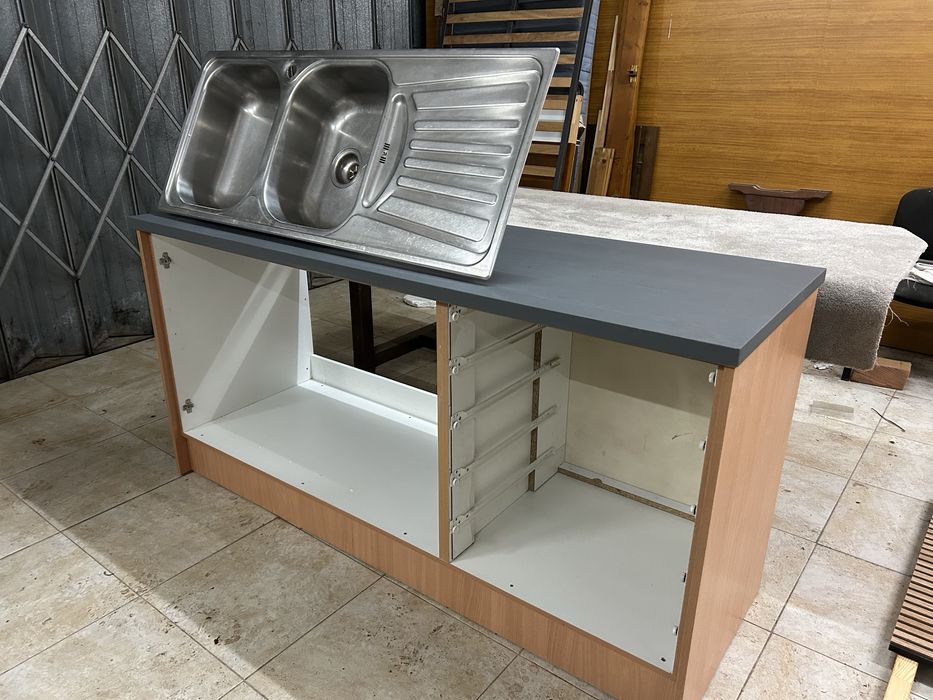 Bancada com lava-loiça