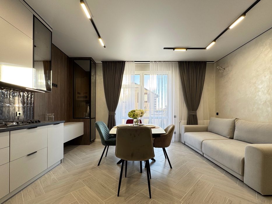 Без комісії таунхаус з ремонтом