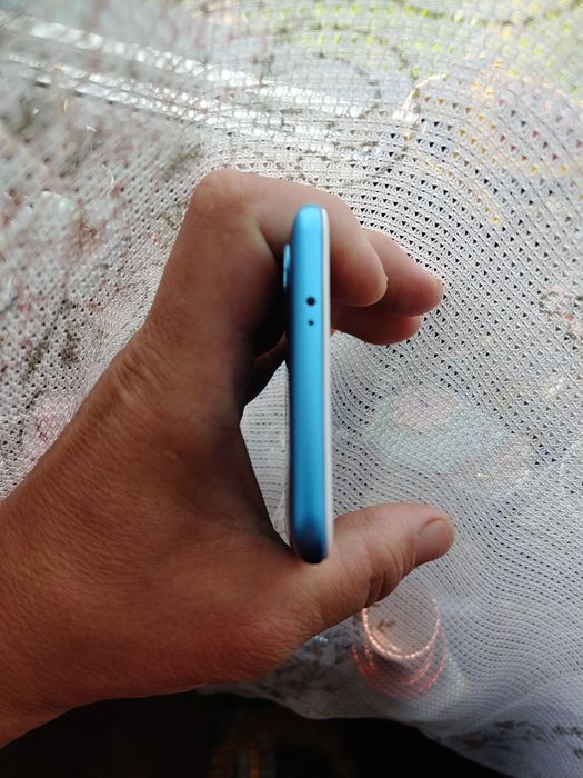 Продам смартфон Redmi Note 5 ver.3/32 в около идеальном состоянии.