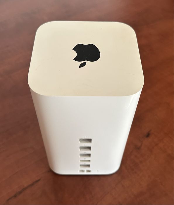 Маршрутизатор Apple AirPort Extreme (a1521) Apple AirPort Time Capsule (a1470) — найменша ціна
