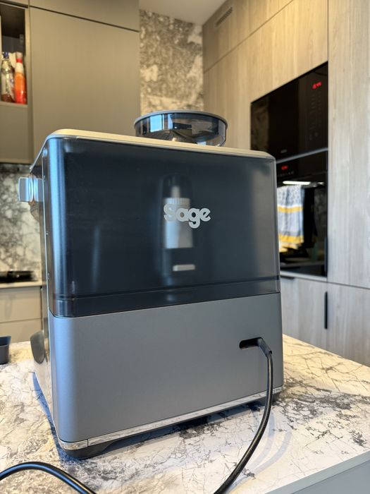 Ekspres kolbowy Sage Barista Express Impress