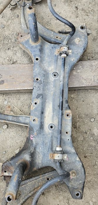 Mitsubishi Lancer VIII belka sanki kołyska wózek