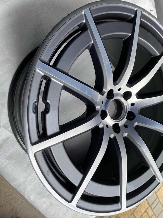 Mercedes GLS W167 AMG Pojedyńcza Fegla 21