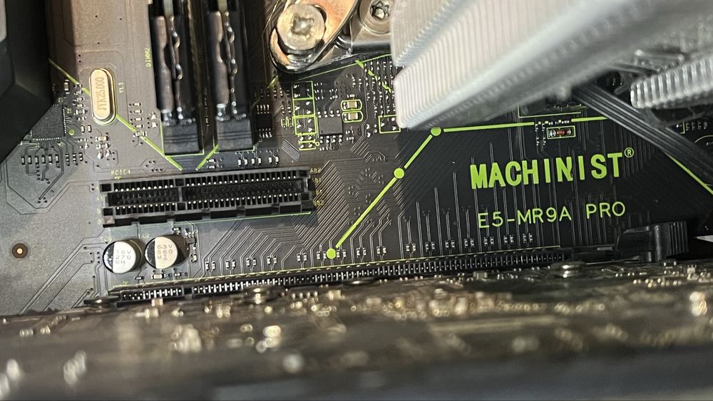 Компʼютер (E5-2660, 32GB, RX470 8GB)