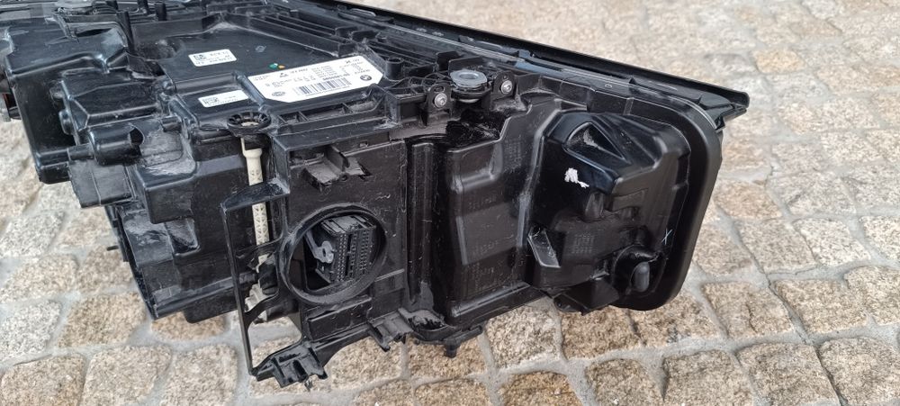 Farol BMW G30 G31 full Led
