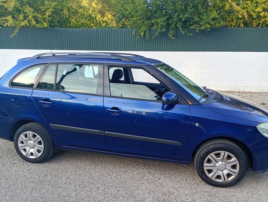 Vendo Skoda  Fábia 2008 foto 2