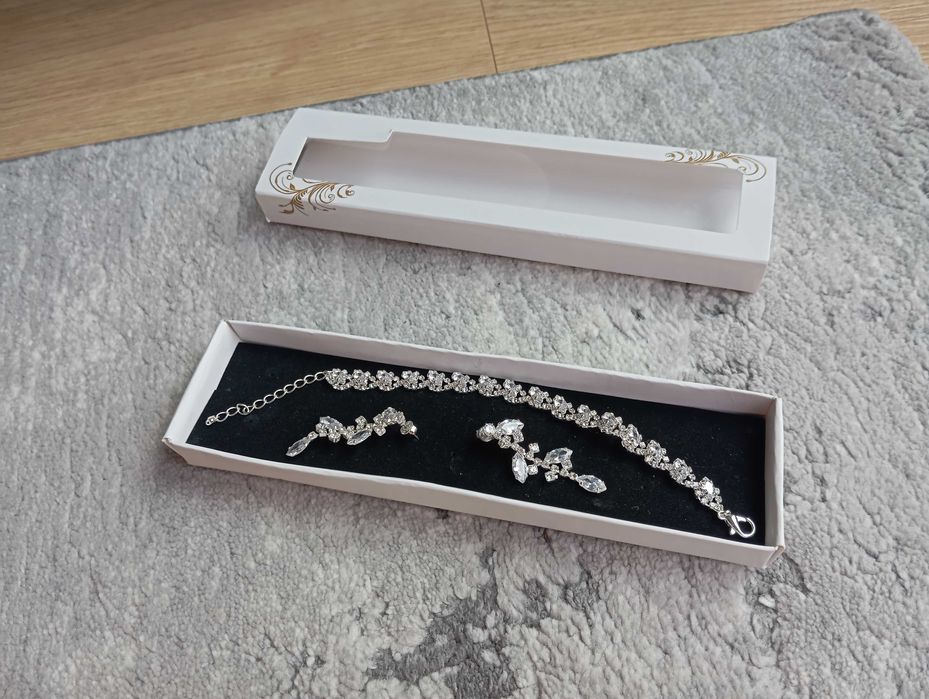 Zestaw srebrna biżuteria bransoletka kolczyki cyrkonie