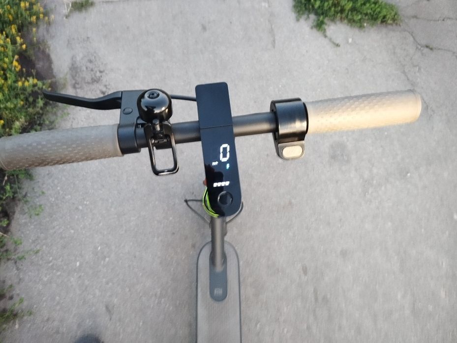 Електросамокат Xiaomi Mi Electric Scooter 1s