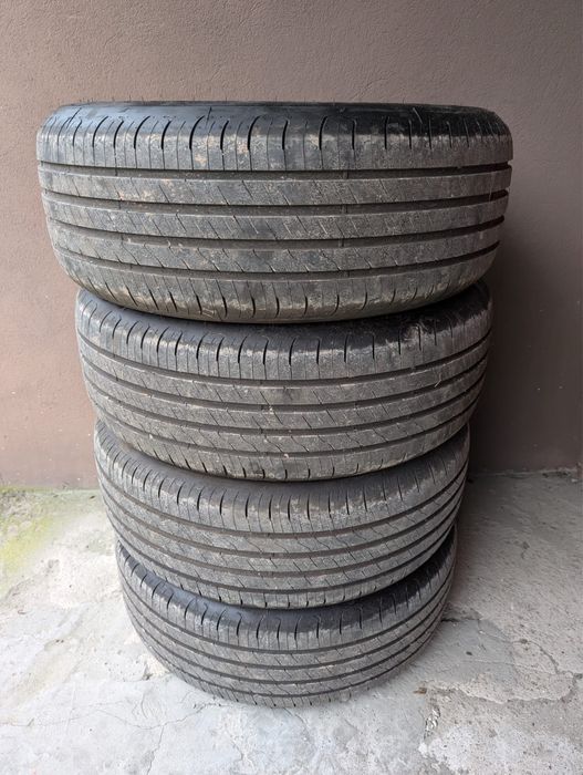 Opony letnie Goodyear Efficientgrip Performance