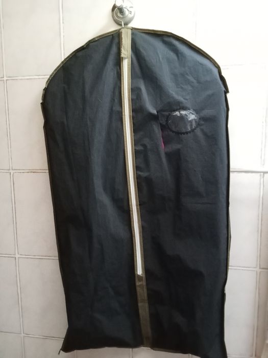 Vestido rosa choque de cerimónia com brilhantes + lenço - Tamanho 42