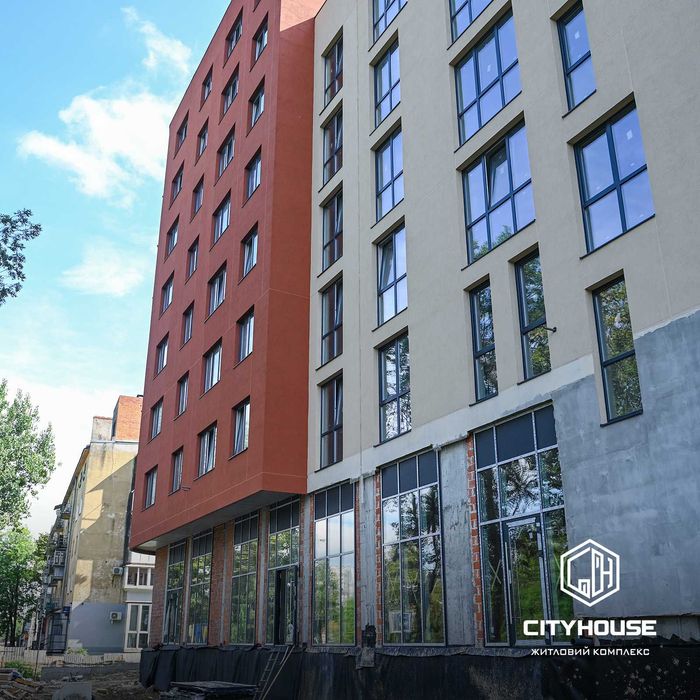 Продаж комерції  на Липинського у новобудові