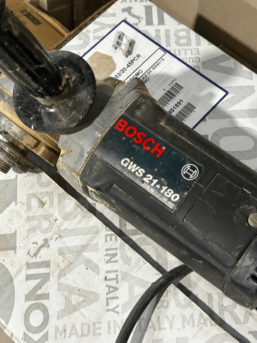 Rebarbadora Bosch GWS 21-180 Professional