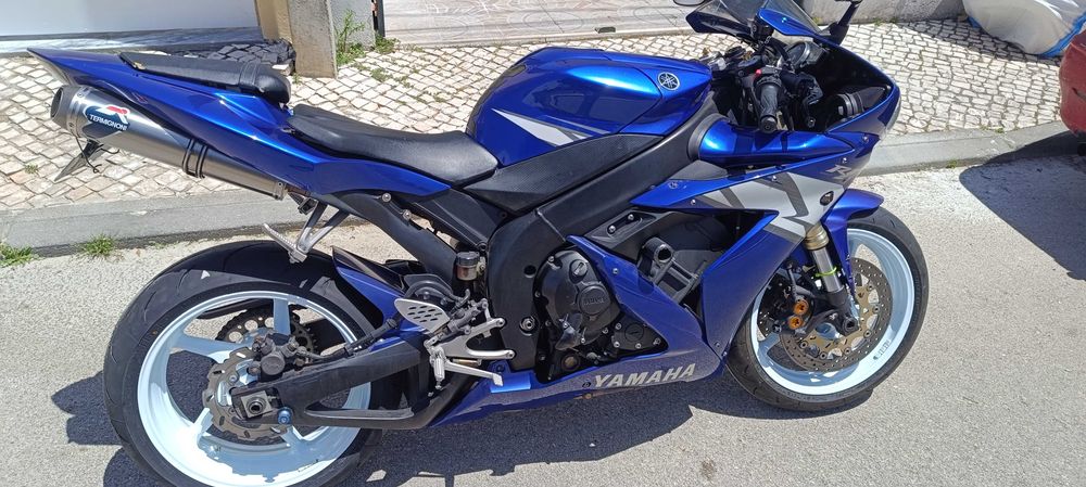 Yamaha R1 2004 Azul