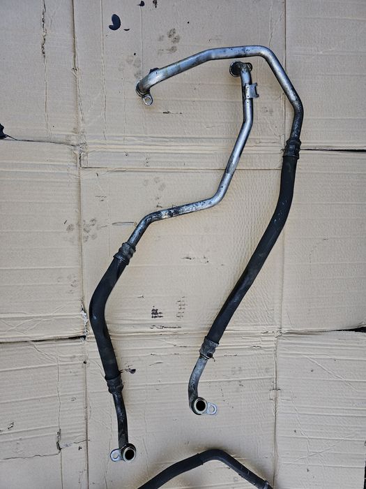 Bmw m3 e92 e93 e90 m3 s65b40 v8  przewod przewody olejowe chłodnicy ol