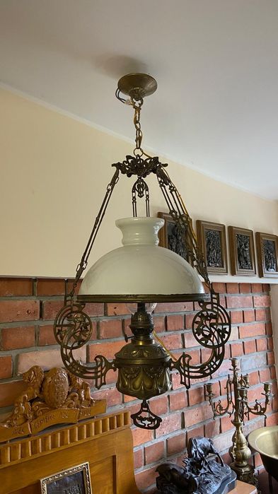 Lampa naftowa przerobiona na prąd mosiężna Aladyn vintage wisząca