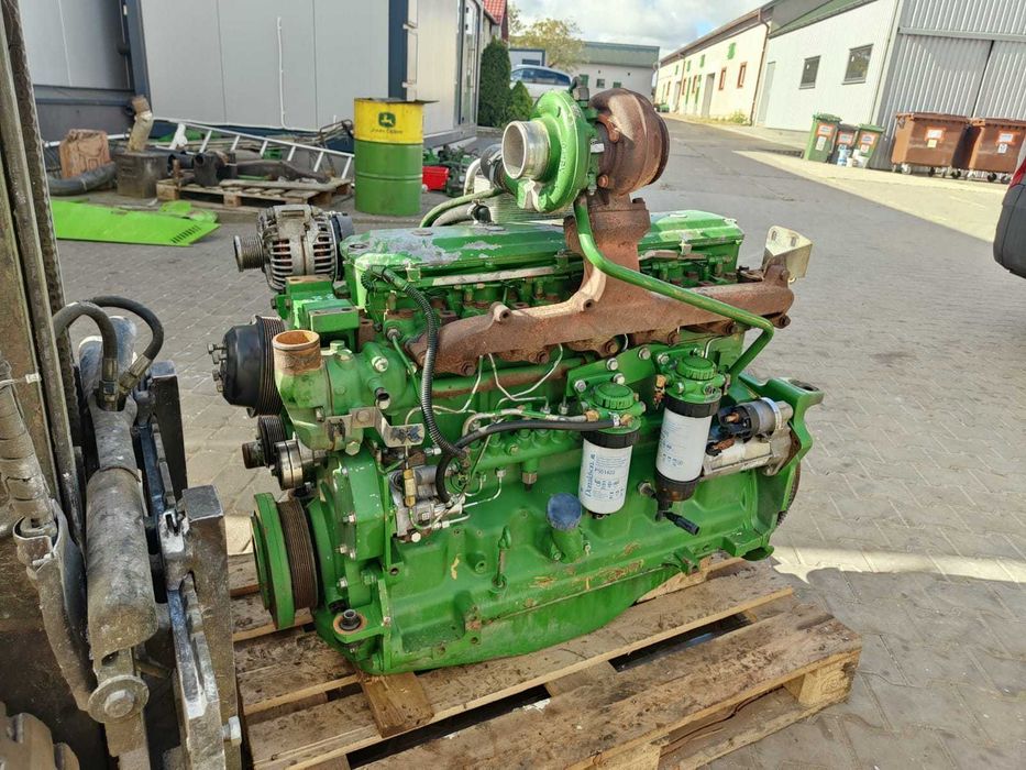 Silnik John Deere 6,8l 6920,6820