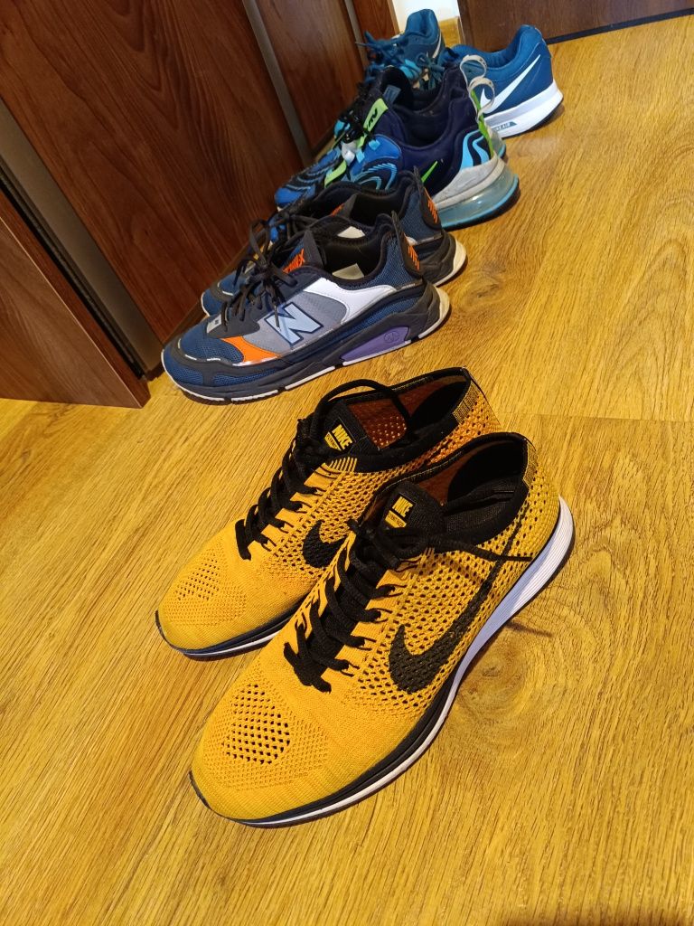 Buty m skie NIKE FLYKNIT RACER CHEETOS Laser YELLOW rozmiar 45 Unikat od Polesie OLX.pl