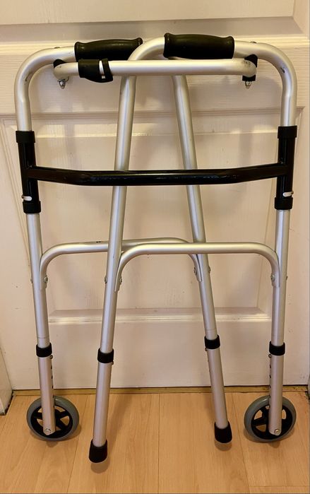 Balkonik AR-003 – jak nowy!