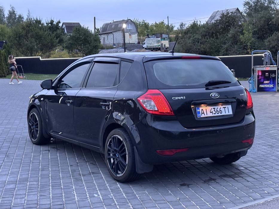 Kia Ceed 2011рік обмін на бус