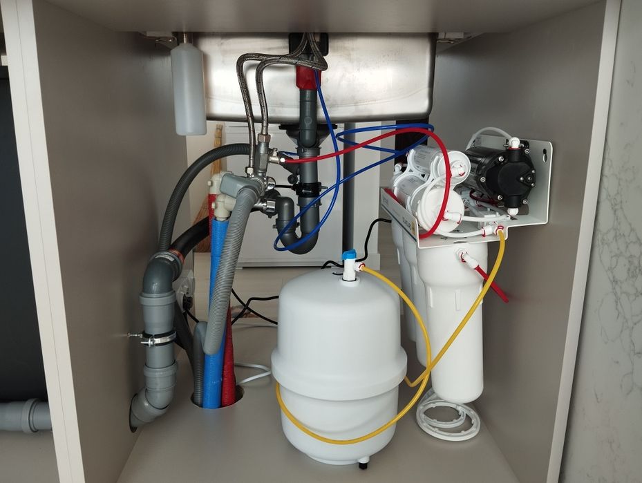 Сантехнік. Монтаж опалення та водопостачання.