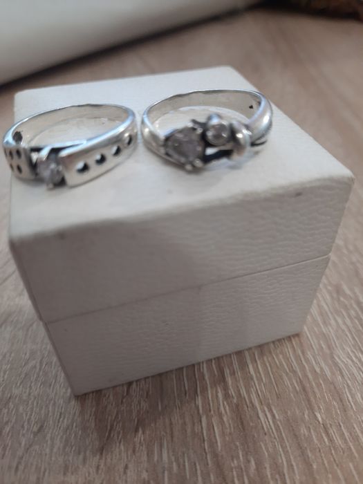 Продам серебряное кольцо