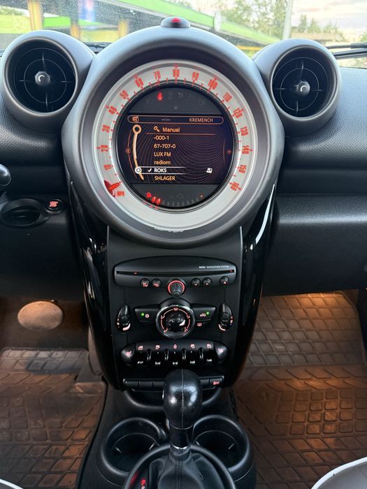 Стильний Mini cooper countryman