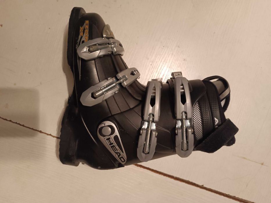 Snowboard, Narty, Buty, Kaski, Kijki - Sprzedam