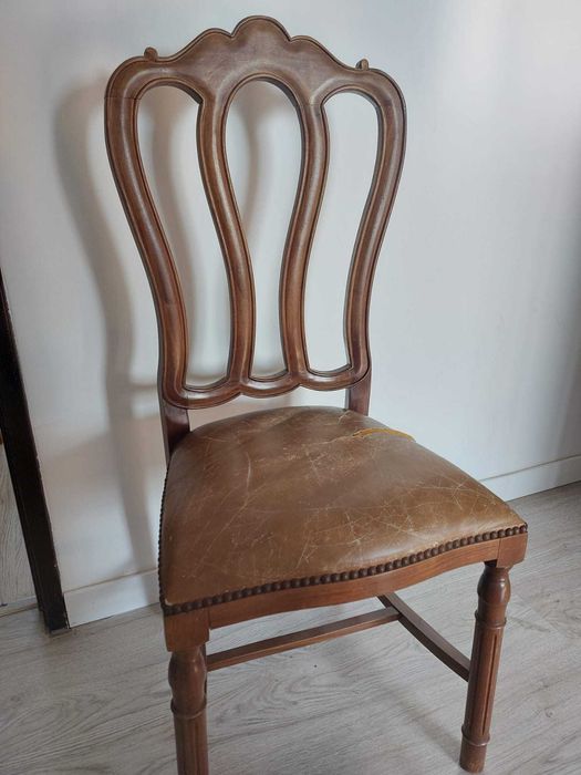 Mesa de jantar 6 lugares + 4 cadeiras