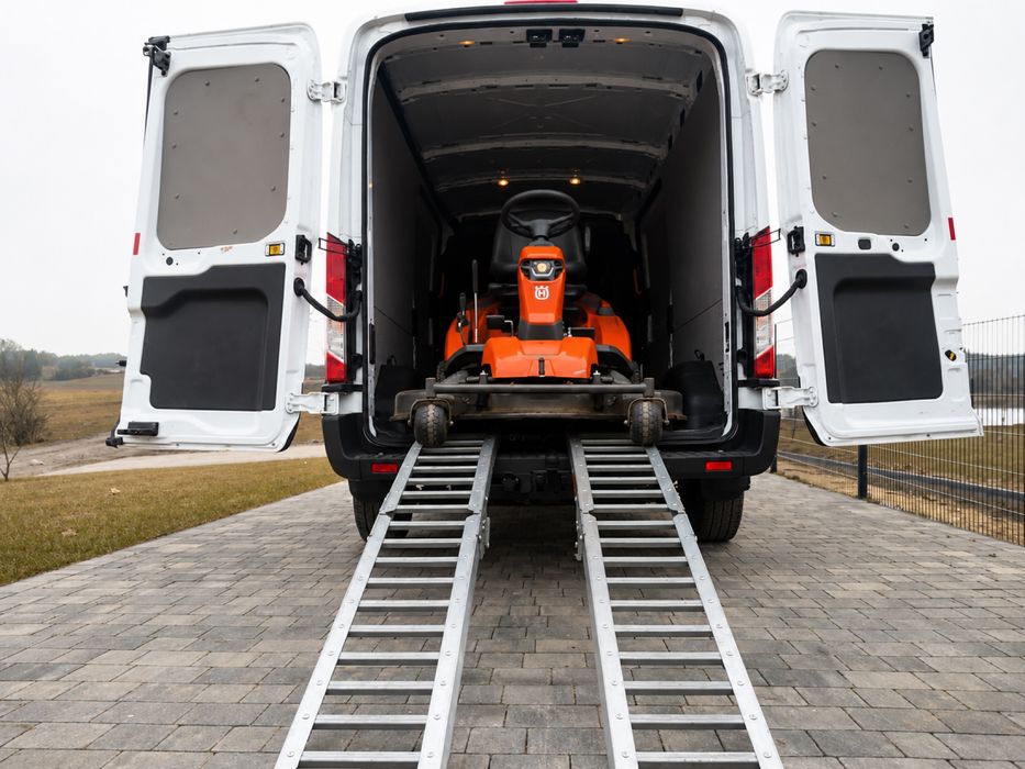 Wynajem Busów Dostawczych – Nowoczesna Flota | NEKO Rental