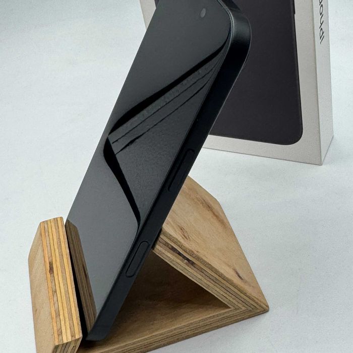 Smartfon Apple iPhone 16 128 GB Gwarancja BATERIA 99%