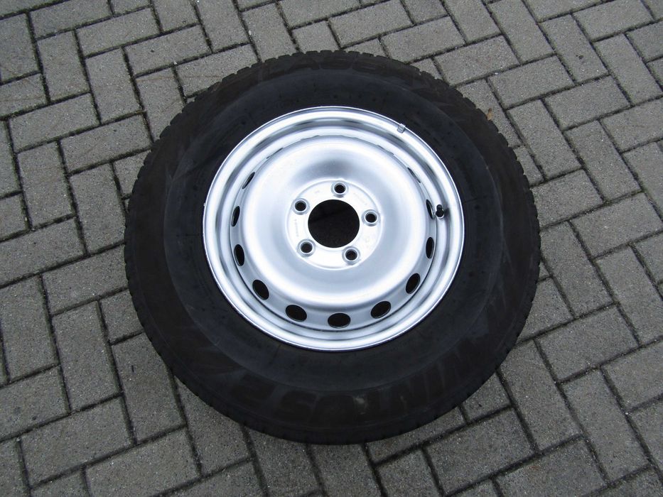 4 koła 16" Felgi Opony zimowe Renault Master 10 - 24 / Movano 10 - 21
