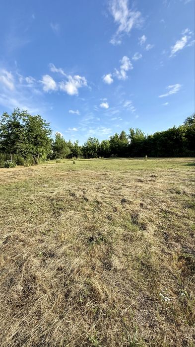 Продаж ділянки 25 сот., с. Старі Безрадичі, Обухів 10 км.,, Київ 20 км.